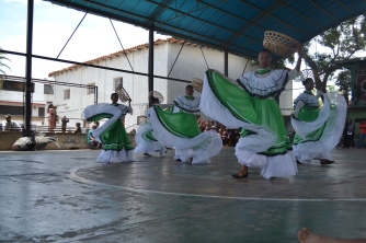 Unas 12 agrupaciones de Mariño participaron en esta actividad cultural apoyada por la Gobernación del estado.