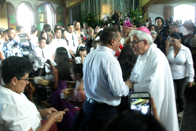 Gobernador Alfredo Díaz y el Obispo de Margarita, Fernando Castro Aguayo